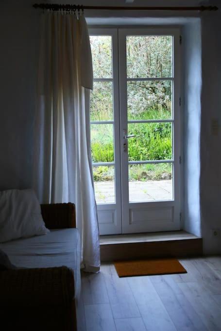 Relax With Art And Nature Mellionnec Εξωτερικό φωτογραφία