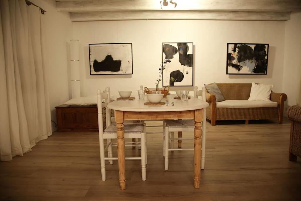 Relax With Art And Nature Mellionnec Εξωτερικό φωτογραφία